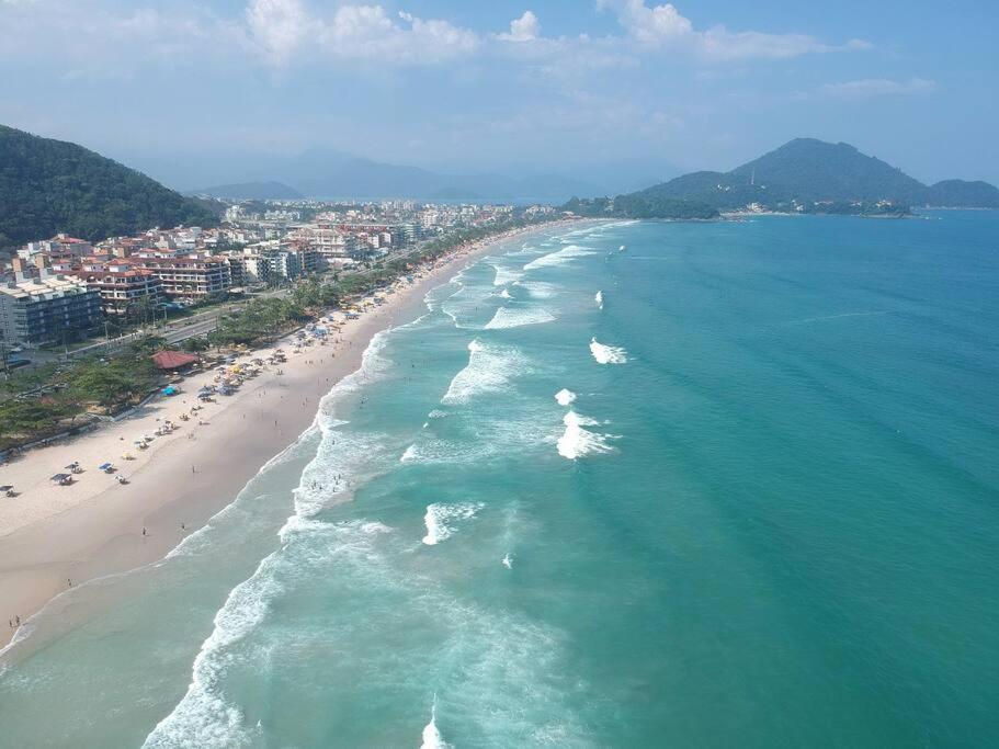 Em Frente A Praia Grande Ubatuba Esterno foto